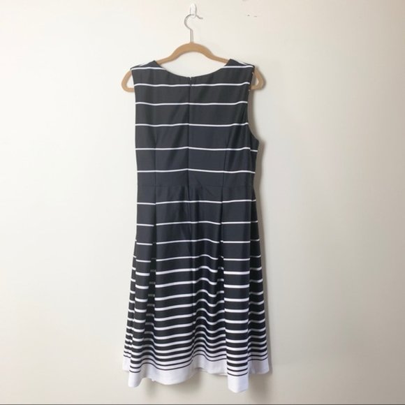 NWT Lane Bryant Black & White Striped Dress Sz 18 - Picture 3 of 4